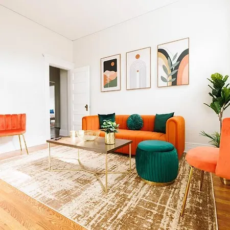 Beautiful 2Bed/Bath Modern Downtown Apartment